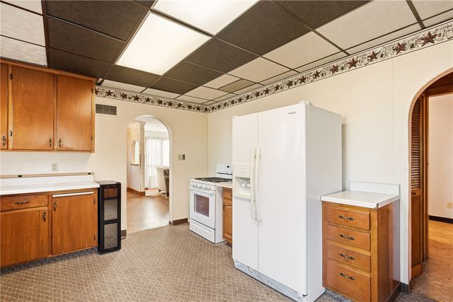 372 Lincoln St, Somerset Boro, PA 15501