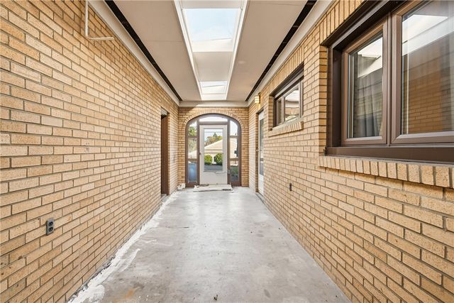 372 Lincoln St, Somerset Boro, PA 15501