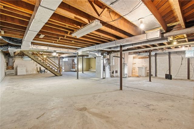 372 Lincoln St, Somerset Boro, PA 15501