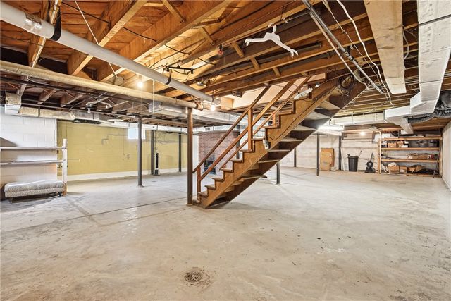 372 Lincoln St, Somerset Boro, PA 15501