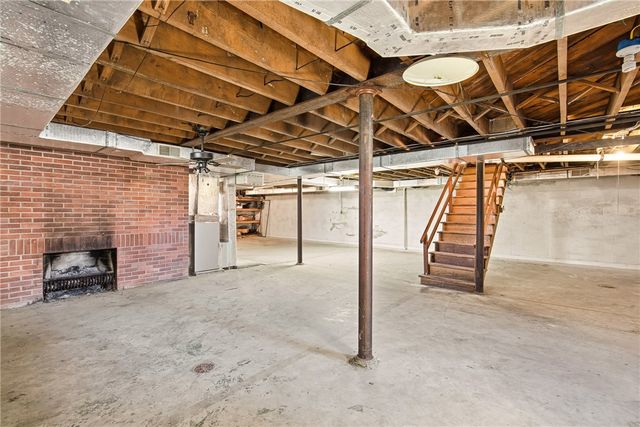 372 Lincoln St, Somerset Boro, PA 15501