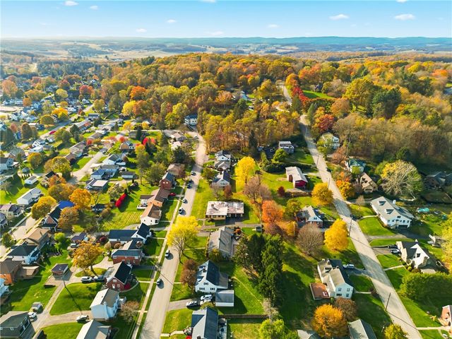 372 Lincoln St, Somerset Boro, PA 15501