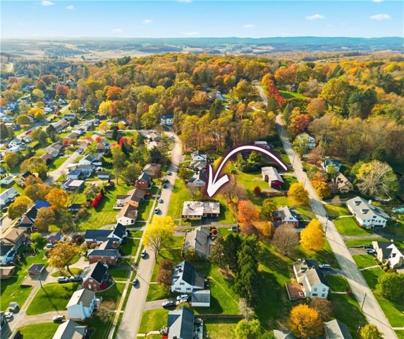 372 Lincoln St, Somerset Boro, PA 15501