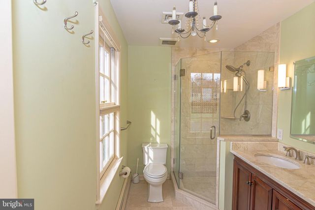 21 WOODS END DR, Doylestown, PA 18902