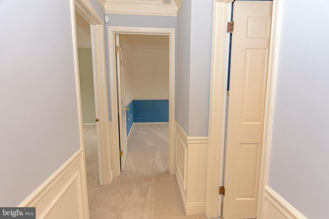 21 WOODS END DR, Doylestown, PA 18902