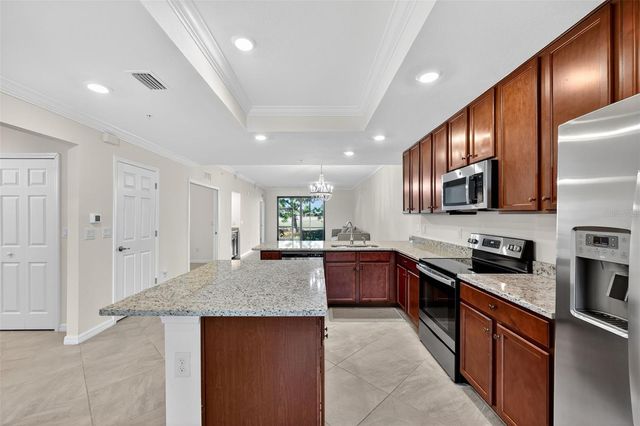 5720 PALMER CIRCLE 102, Bradenton, FL 34211