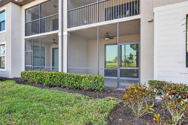 5720 PALMER CIRCLE 102, Bradenton, FL 34211