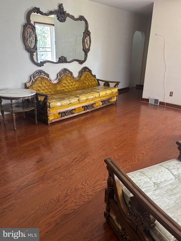 4823 FORREST AVE, Pennsauken, NJ 08110