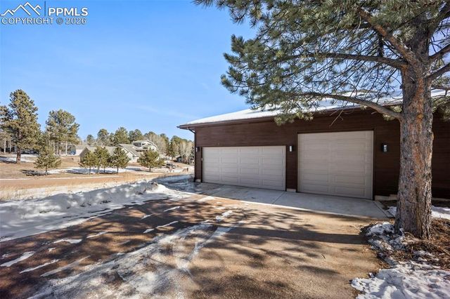 33 Stillforest Lane, Woodland Park, CO 80863