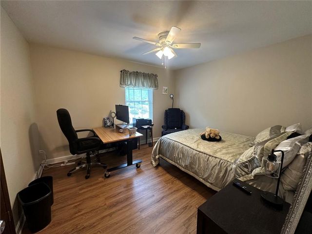 6440 Greenwood Street, Shawnee, KS 66216