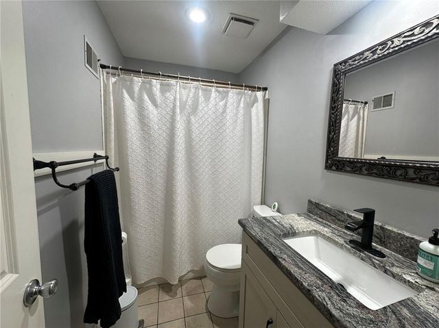 6440 Greenwood Street, Shawnee, KS 66216
