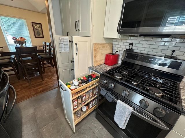 6440 Greenwood Street, Shawnee, KS 66216