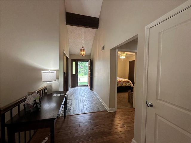 6440 Greenwood Street, Shawnee, KS 66216