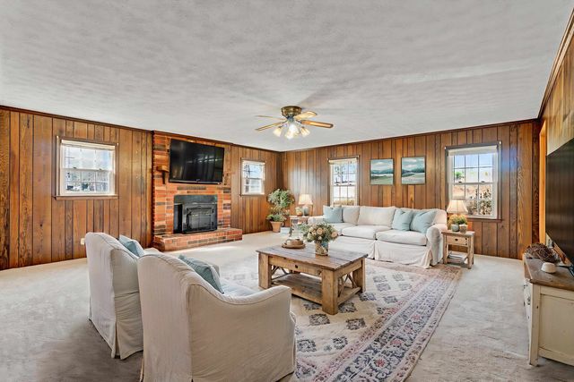 744 Cooper Bridge Road, Fountain Inn, SC 29644