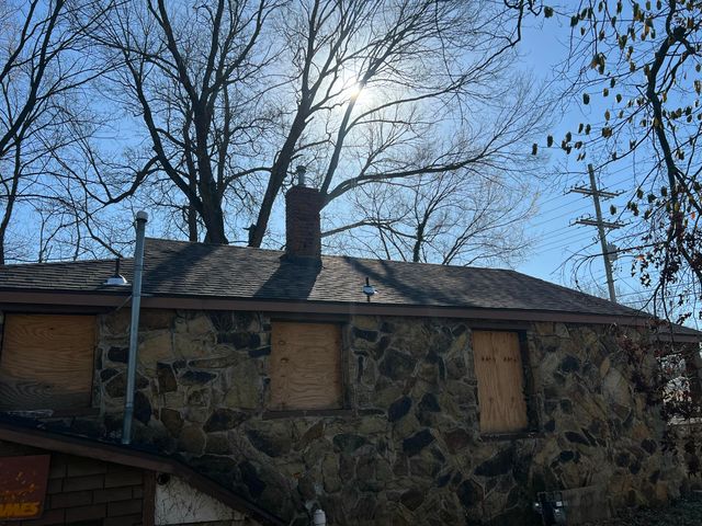 2545 E Cherry Street, Springfield, MO 65802