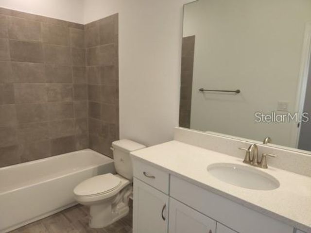 4004 VIA SIENNA CIRCLE, Sarasota, FL 34243