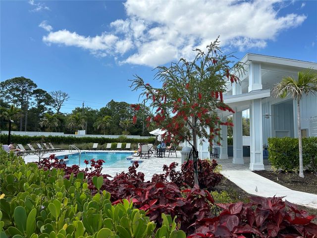 4004 VIA SIENNA CIRCLE, Sarasota, FL 34243