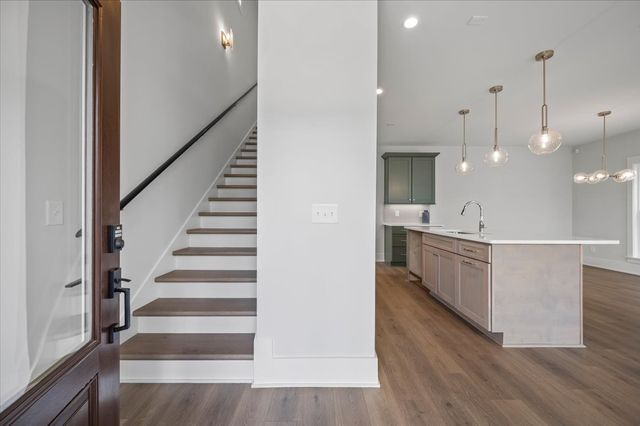 3045B Hillside Rd, Nashville, TN 37207