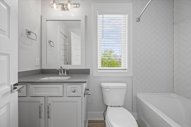 3045B Hillside Rd, Nashville, TN 37207