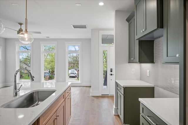 3045B Hillside Rd, Nashville, TN 37207