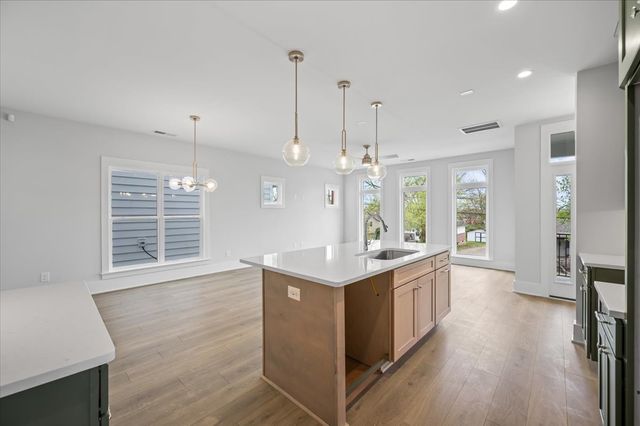 3045B Hillside Rd, Nashville, TN 37207