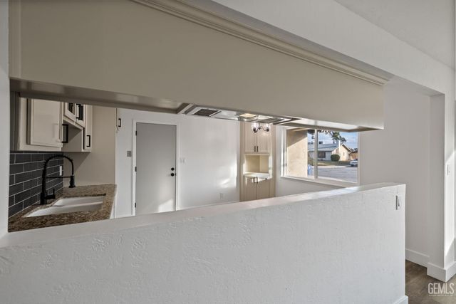 6104 Cumin Lane, Bakersfield, CA 93309