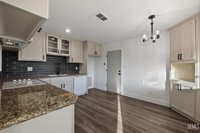 6104 Cumin Lane, Bakersfield, CA 93309