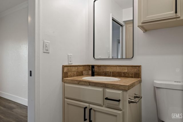 6104 Cumin Lane, Bakersfield, CA 93309