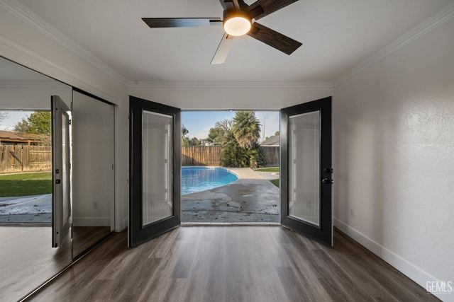 6104 Cumin Lane, Bakersfield, CA 93309