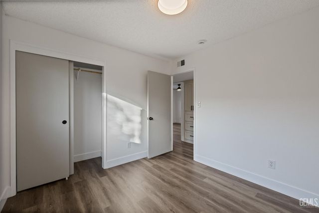 6104 Cumin Lane, Bakersfield, CA 93309