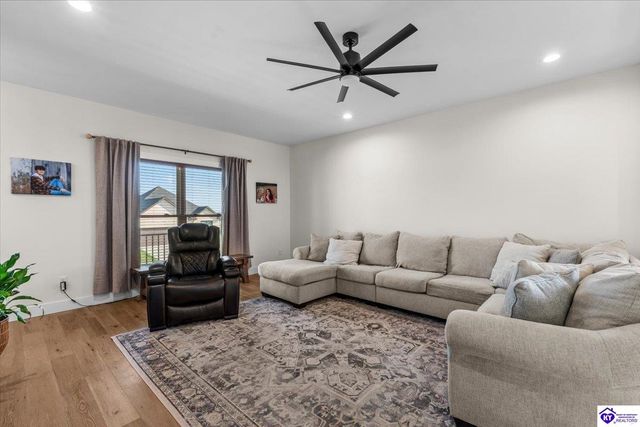 308 High Peak Place, Elizabethtown, KY 42701