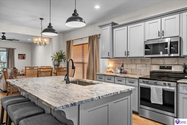 308 High Peak Place, Elizabethtown, KY 42701