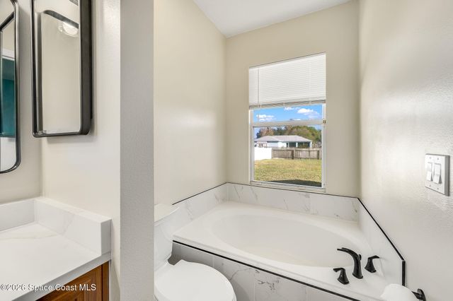 4030 Caparosa Circle, Melbourne, FL 32940