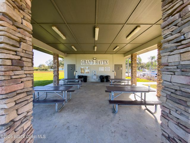 4030 Caparosa Circle, Melbourne, FL 32940