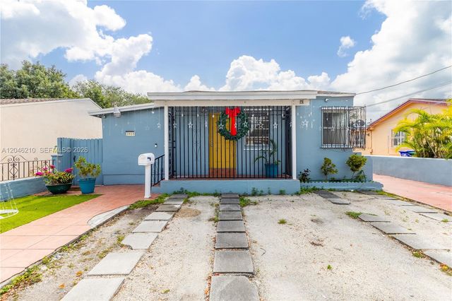 2818 SW 2nd Street, Miami, FL 33135