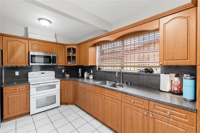 2818 SW 2nd Street, Miami, FL 33135