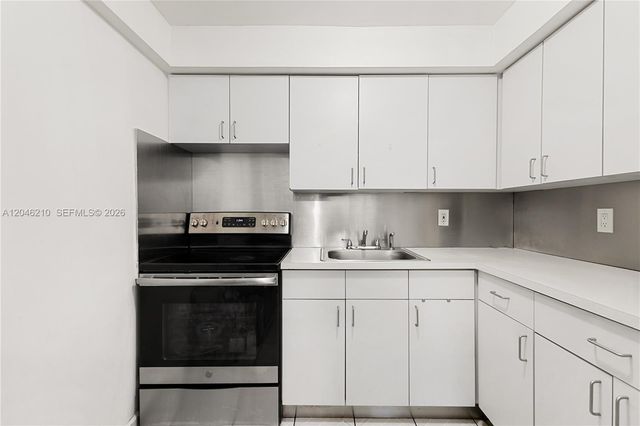 2818 SW 2nd Street, Miami, FL 33135