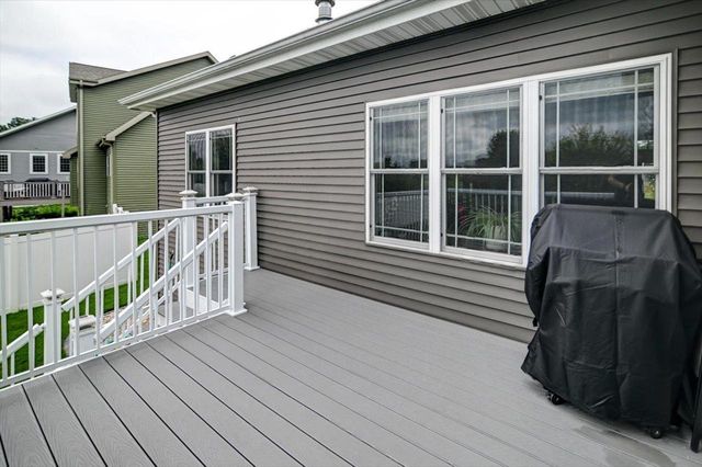 6631 Traveler Trail, Windsor, WI 53598