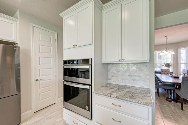 114 Palo Blanco Creek LN, Georgetown, TX 78633