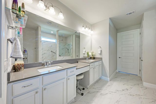 114 Palo Blanco Creek LN, Georgetown, TX 78633