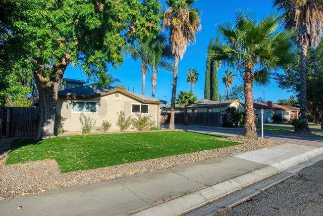 300 S 7th St, Patterson, CA 95363