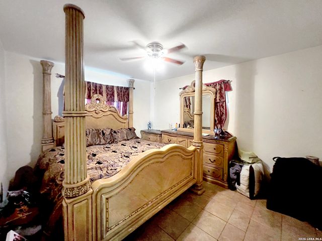 4203 AVENIDA PRIMA ST, San Antonio, TX 78233