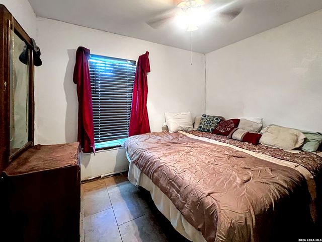 4203 AVENIDA PRIMA ST, San Antonio, TX 78233
