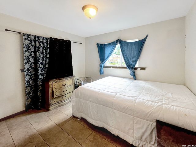 4203 AVENIDA PRIMA ST, San Antonio, TX 78233