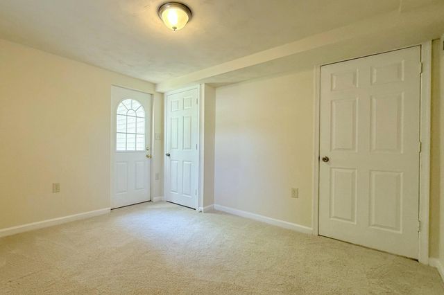 100 JAMES DR SW, Vienna, VA 22180