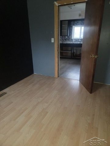729 Kendrick Street, Saginaw, MI 48602