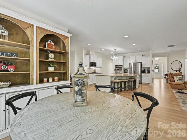 1104 Snowbird Lane, Waxhaw, NC 28173