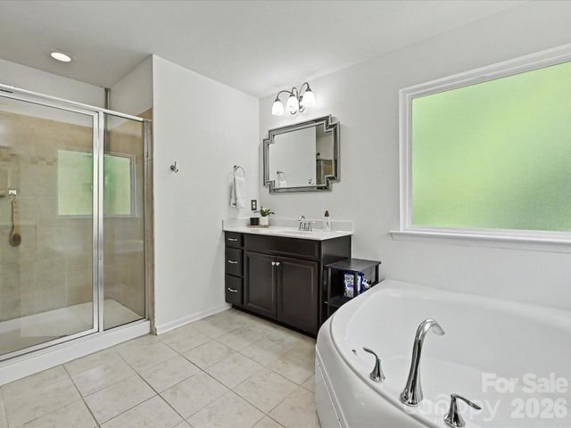 1104 Snowbird Lane, Waxhaw, NC 28173