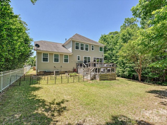 1104 Snowbird Lane, Waxhaw, NC 28173