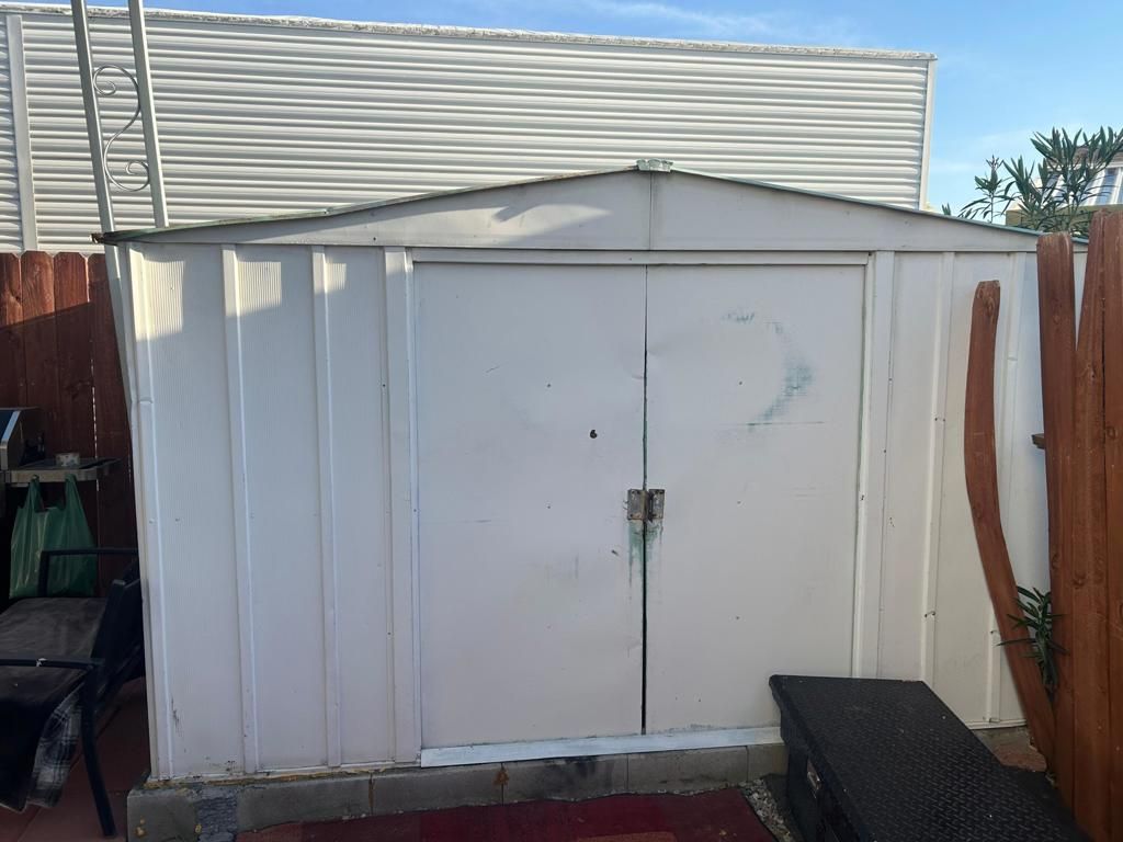 Image 8 of property listing at 69530 Dillon Road 35, Desert Hot Springs, CA 92241